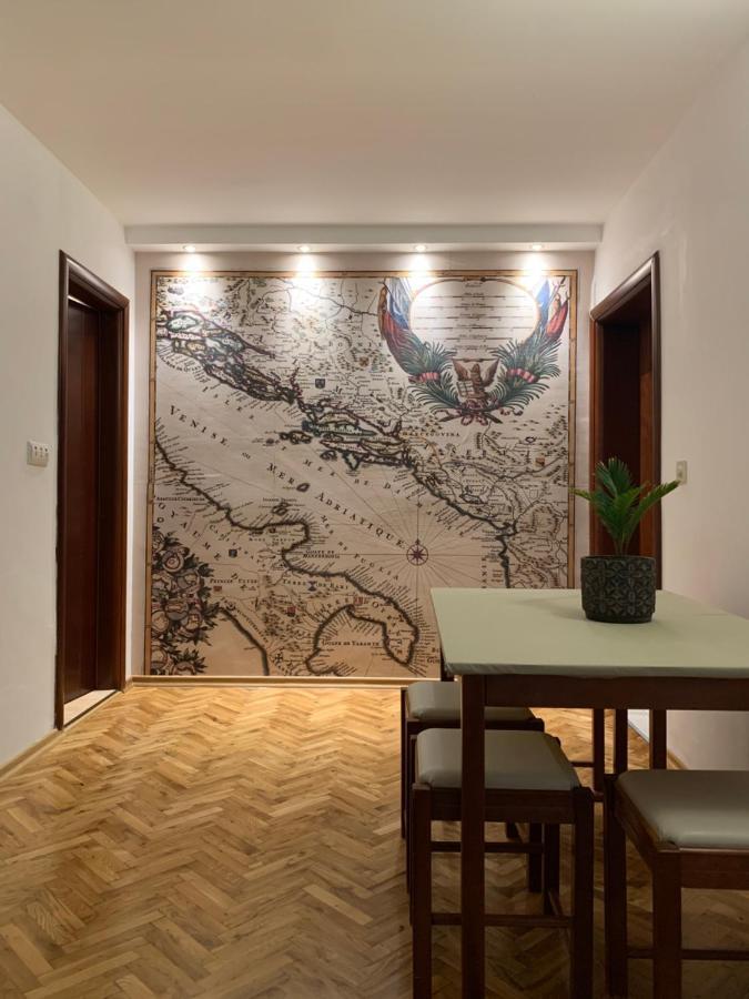 Ferienwohnung The Four Fish Petrovac na moru Exterior foto