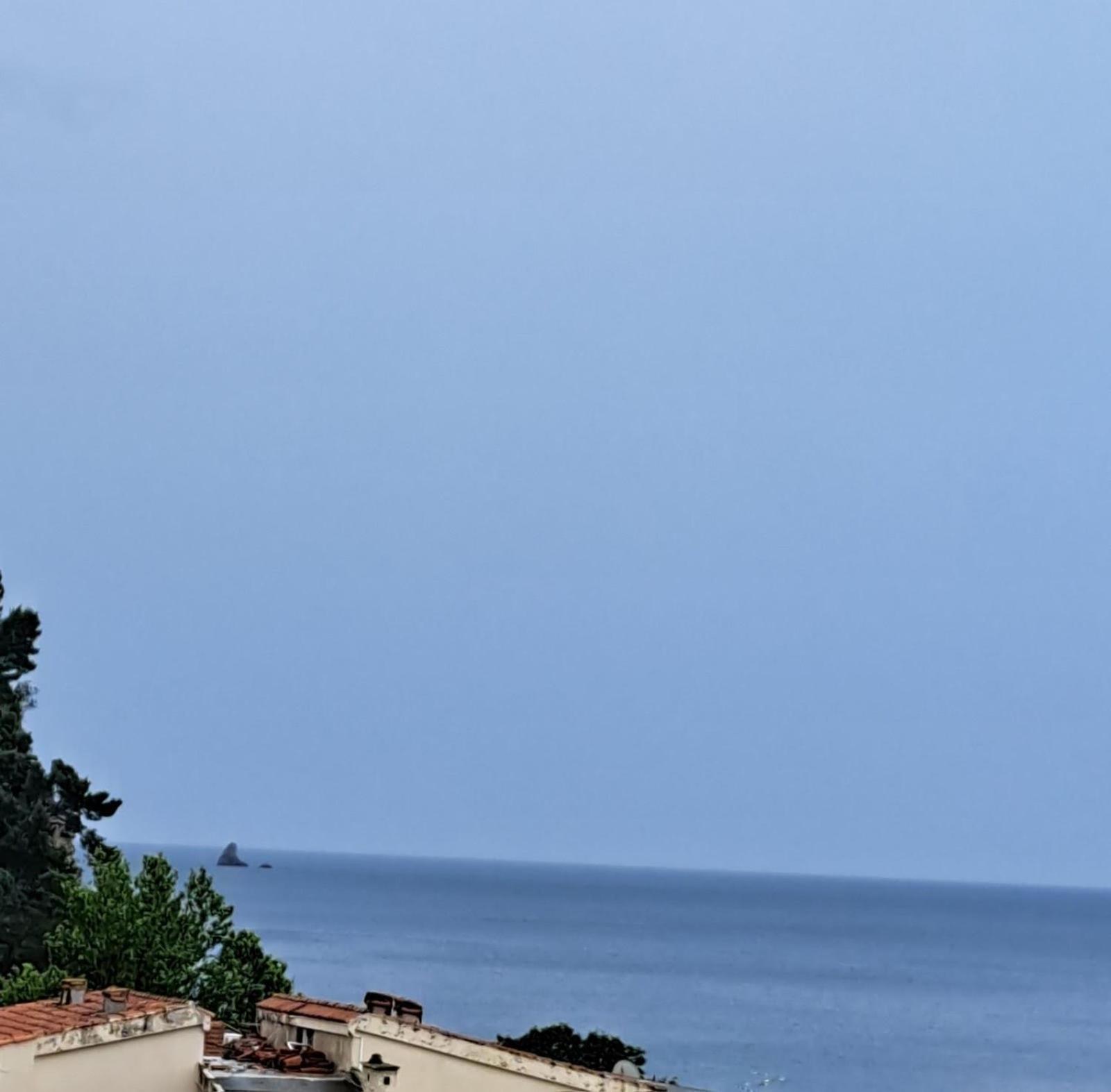 Ferienwohnung The Four Fish Petrovac na moru Exterior foto